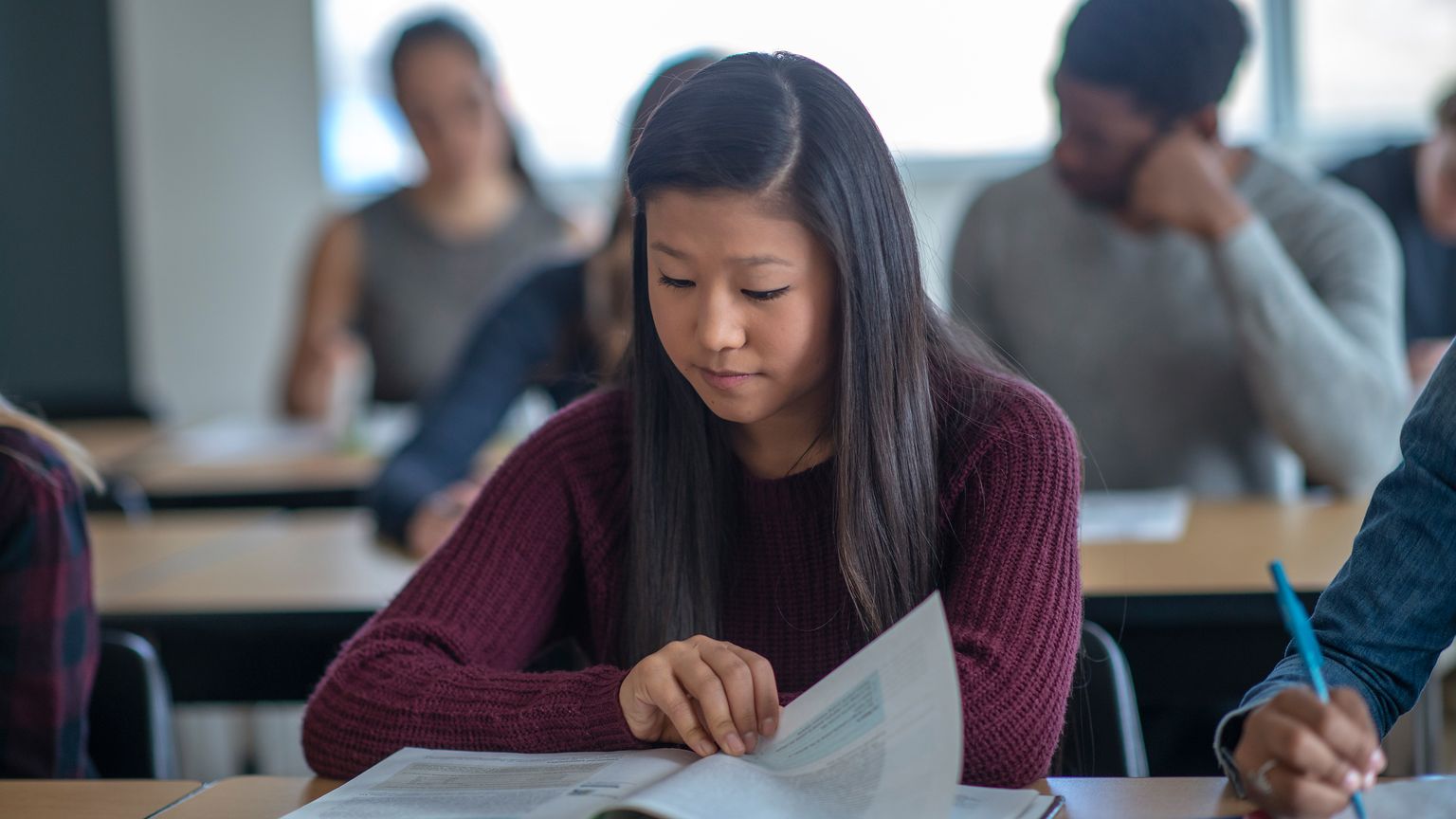 Incorporating Students Native Languages To Enhance Their Learning In   Istockphoto 1082720814 Crop 