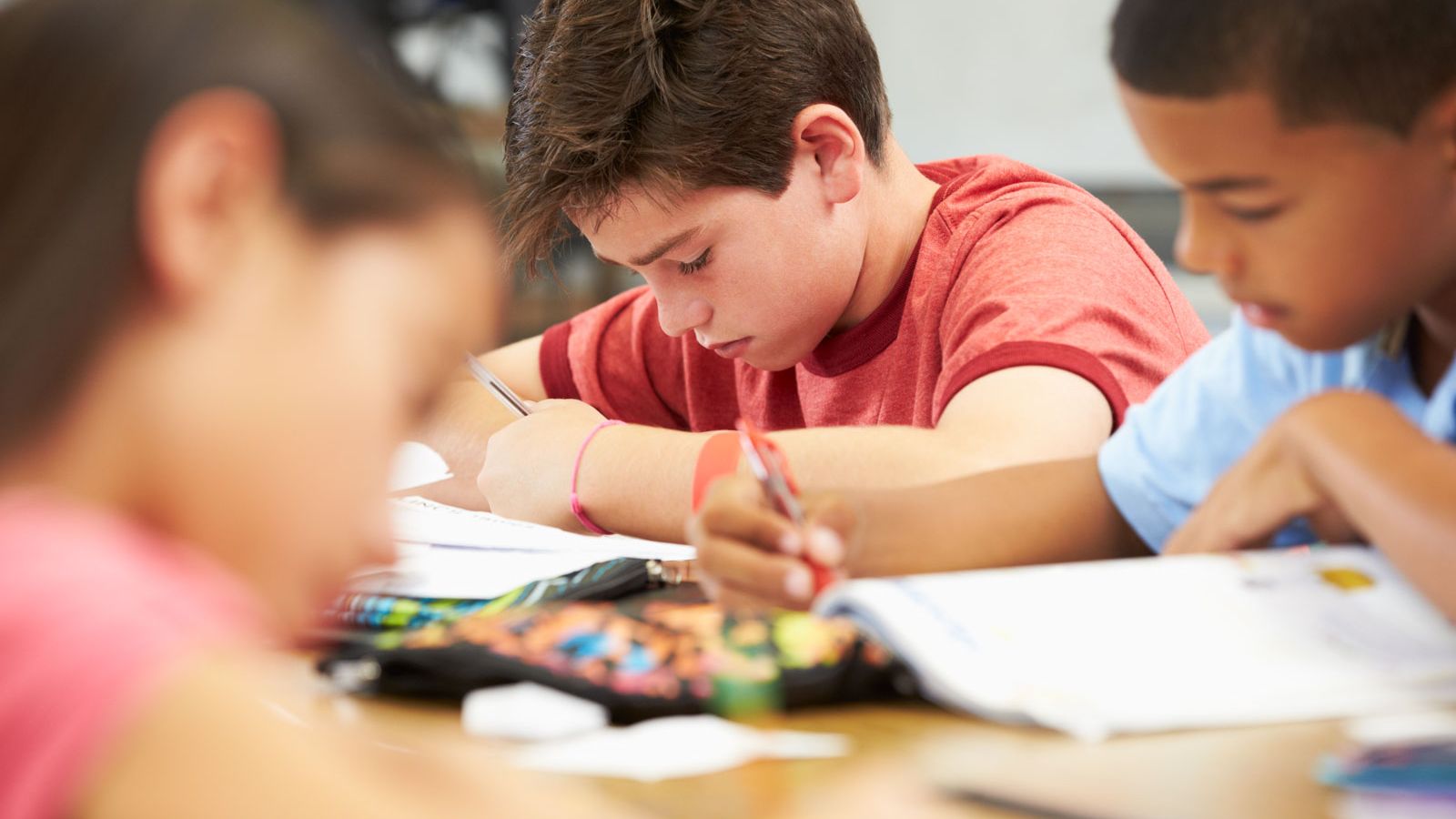 5 Ways to Support Students Who Struggle With Reading Comprehension |  Edutopia