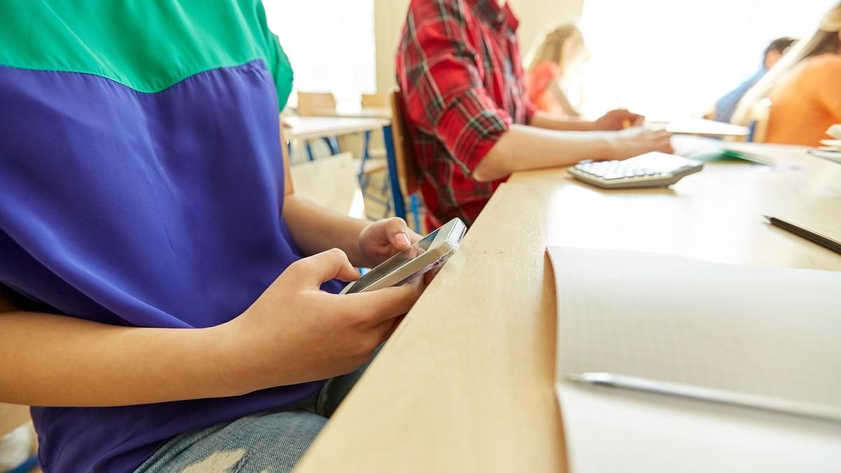 Digital Tools and Distraction in School | Edutopia