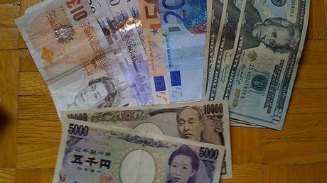 Queen (band) visual data 7